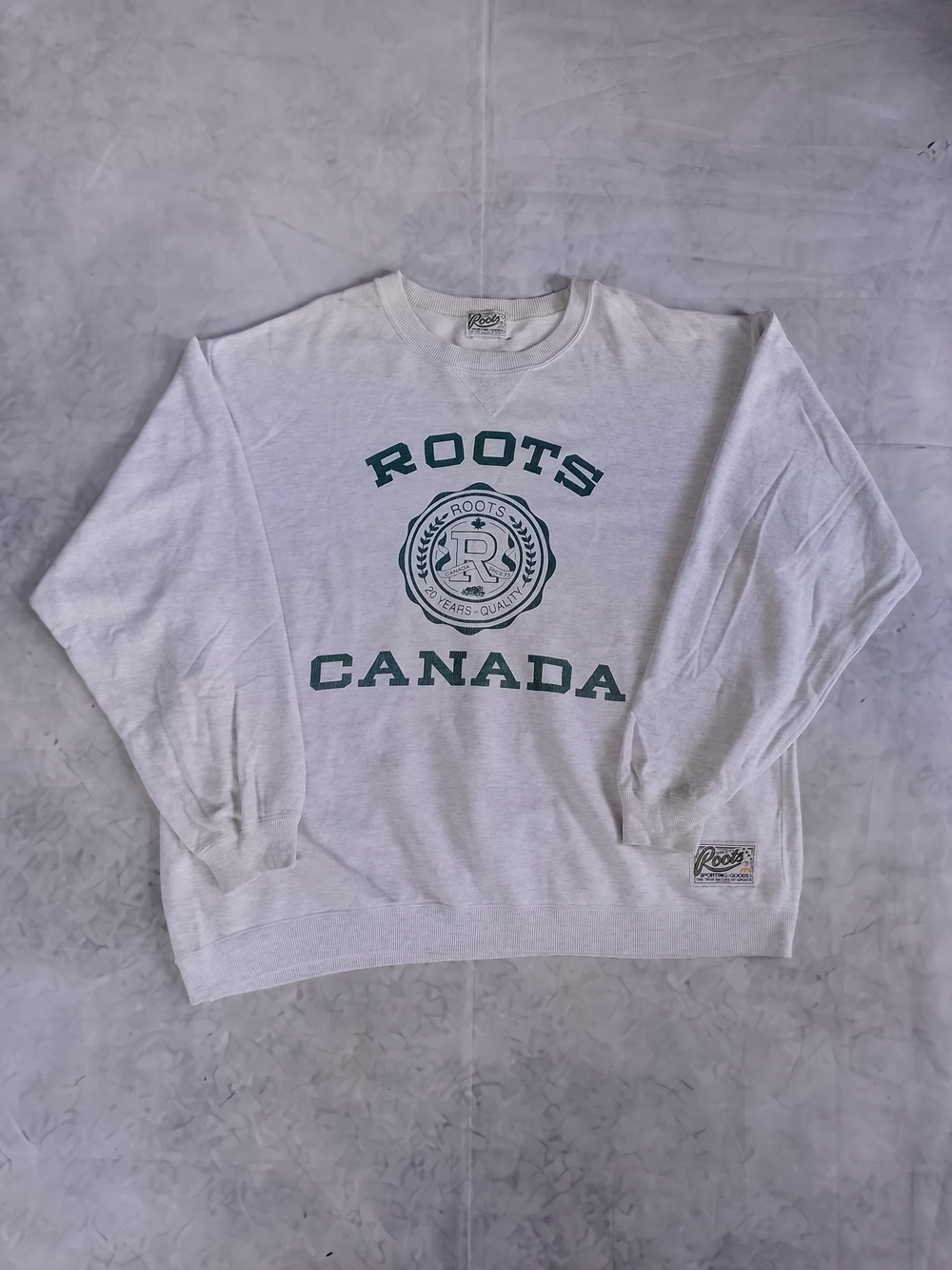 Vintage 90s Roots Canada Men's Crewneck Sweatshirt
